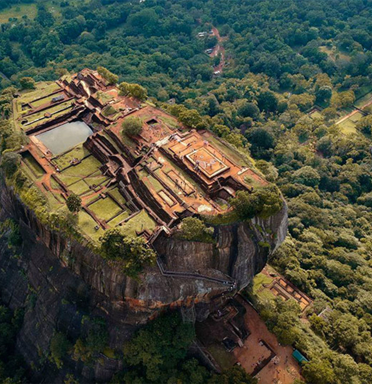Sigiriya & Dambulla -Explore the Ancient Fortress in the Sky and Golden Caves